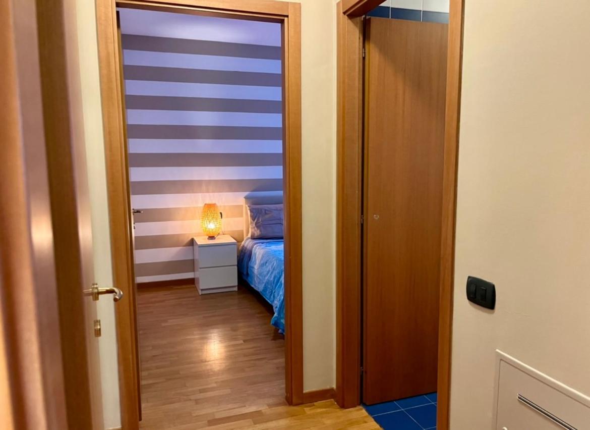 Bergamo Bilocale Nuovo In Centro 4 Posti Letto Lägenhet Exteriör bild